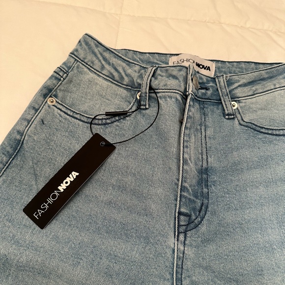 Fashion Nova Cut Offs - Picture 4 of 10